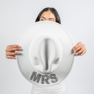 Mrs Fedora. Bride Hat. White Hat. Bling Bride. Engagement Gift. Wedding Hat. Honeymoon Hat. Bridal Trends 2021.