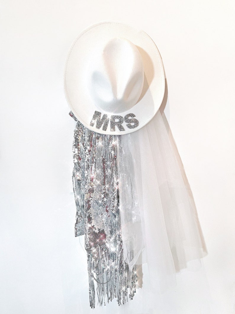 The ORIGINAL Sequin Fringe Jacket and matching Mrs Fedora Bridal Statement Fringe Boho Disco Photoshoot Theme. Country Dolly Bridal Trends afbeelding 8