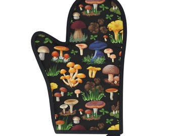 Mushroom Oven Mitt - Cottagegore Oven Mitt - Mushroom Kitchen Decor - Toadstool Oven glove - Witchy Pot Holder - Cottagegore Kitchen Decor