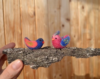Birds made of wool