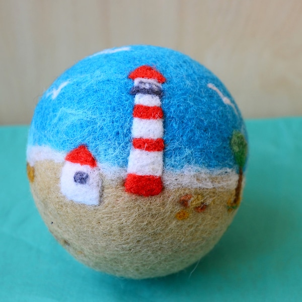 Boule en laine feutrée mer et phare boule en feutre à motif main objet d'art naturel jouet écologique pour enfant