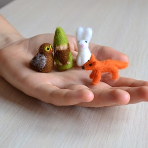 Miniature animals Miniature needle felted toy Bear Dog Horse Owl Cat Rabbit Fox Bird Hedgehog Squirrel Mouse Chicken Figurine