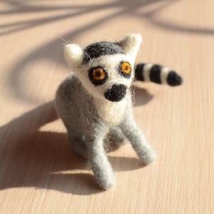 Lemur Figurine Needle Felted Animal Felt animals Felt lemur soft toy Lemur doll Gift for kids Handmade plaything Gift for children