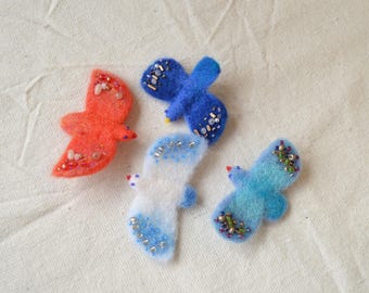 Handmade Wool Bird Brooch