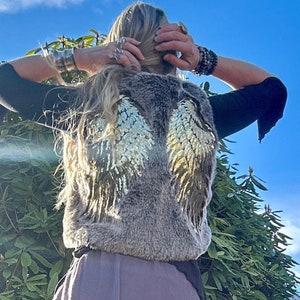 Embellished Brown Faux Fur Gold Angel Wings Vest, Festival Vest, Cropped Faux Fur Vest, Sequin Vest, Unisex Vest, Festival Party Piece