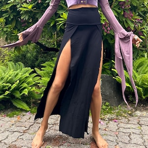 Falda larga negra para mujer, estilo yoga, boho, diosa, con abertura, ideal para festivales, hippies, tribales y danza.