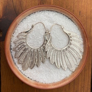 Boucle d&#39;oreille plume en argent, boucle d&#39;oreille plume, boucles d&#39;oreilles pendantes plume, boucle d&#39;oreille ethnique, boucle d&#39;oreille bohème, boucles d&#39;oreilles bohème chic, créoles tribaux