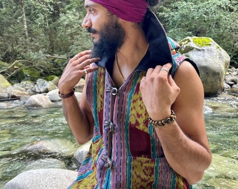 Gilet da uomo bordeaux con cappuccio in stile boho festival, gilet tessuto a mano hippie tribale balinese