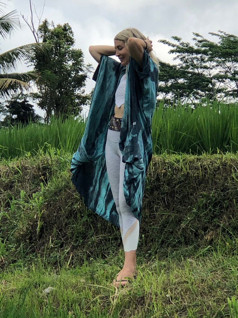 Robe kimono longue turquoise unisexe Festival Boho Resort Wear Robe de plage homme femme Boho Vêtements mode durable image 9