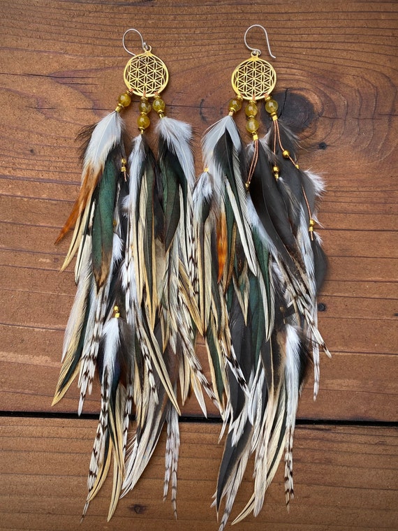 Single feather earring. Christmas gift for women. Natural feathers. Boho  chic style. Feather jewelry. Original earring.