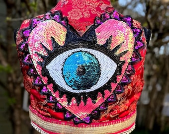 Upcycled Boho Festival Weste Evil Eye Pailletten Patch Kurze Weste Burning Man Kleidung
