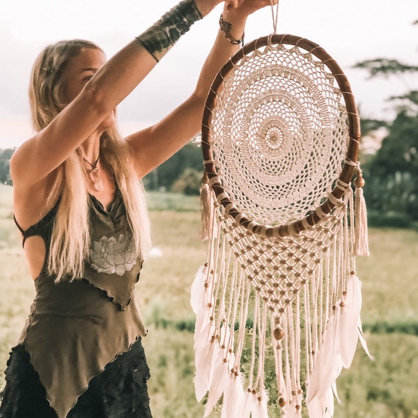 Gran receptor de sueños Boho blanco, colgantes de pared de Macrame hechos a mano, dormitorio Boho, Boho Dreamcatcher, decoración Dreamcatcher, Hippie Dreamcatcher