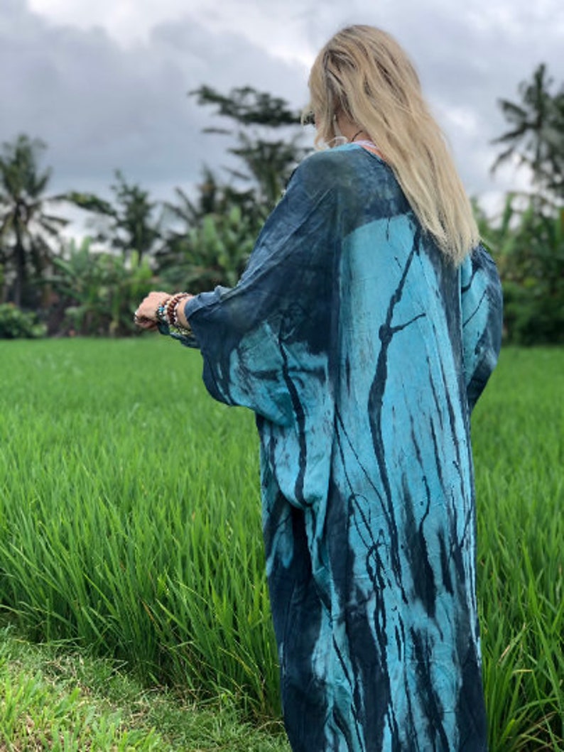 Soft rayon turquoise kimono robe back view showing colour variations