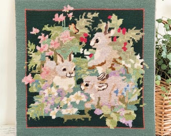 Kooler Design Studios "Nido di coniglio" Ricamo finito Fiori primaverili Coniglio 12"