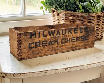 Milwaukee Frischkäse 3lb Holzkiste Milchkästchen mutige Grafiken Bauernhaus 26,5 cm