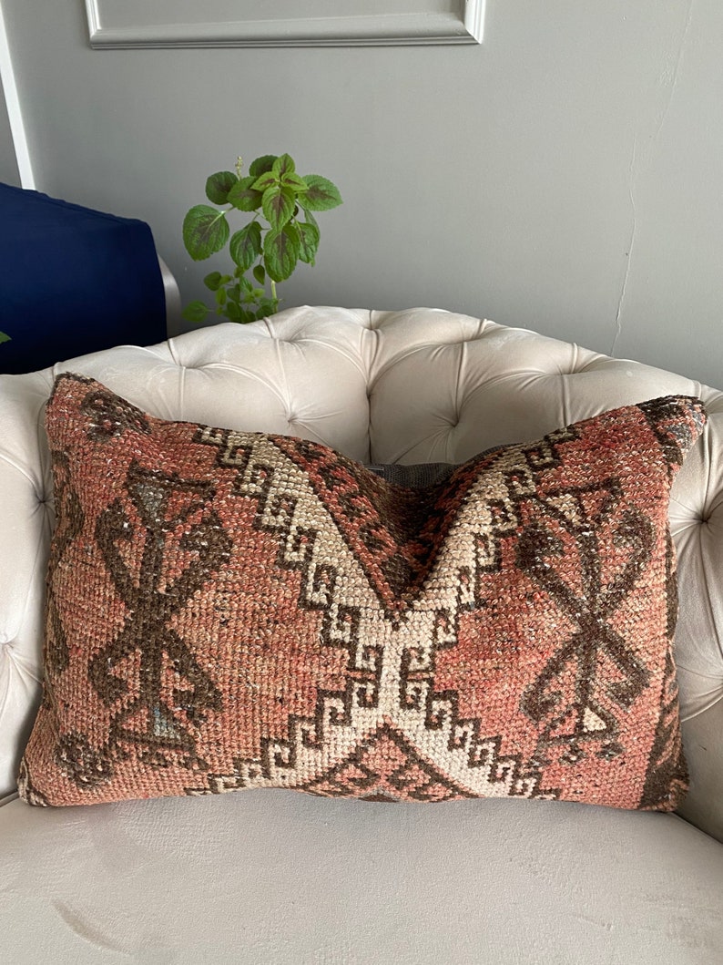Soft red Pillow,40x60 cm 16x24 inches kilim pillow,carpet pillow,handmade pillow,boho pillow,vintage pillow wool pillow old pillow
