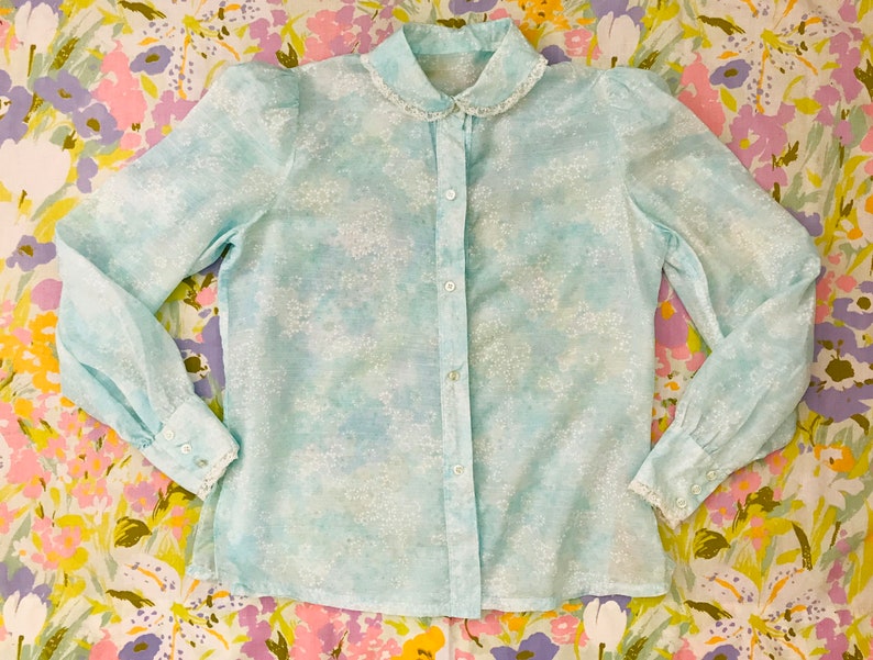 lace trim Peter pan collar and long sleeves Sz L Vintage 70\u2019s 80\u2019s sea foam green floral blouse button front shirt with puff sleeves