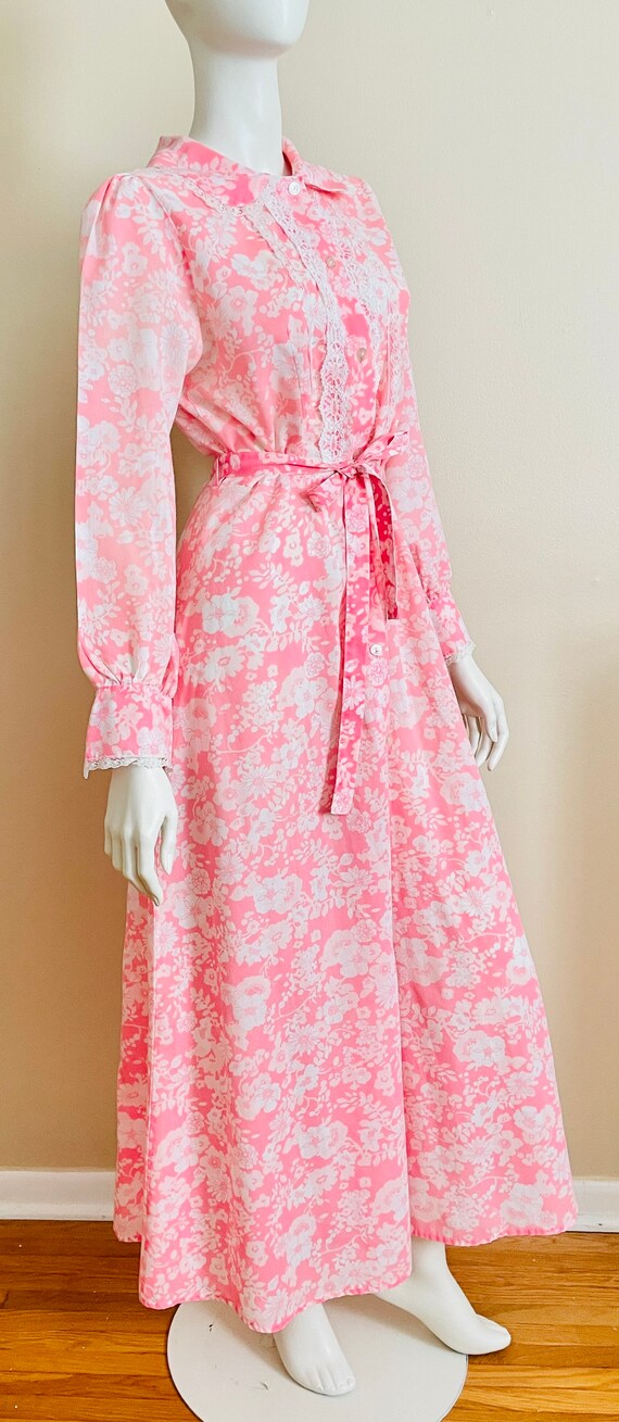 Vintage 1970’s bubblegum pink & white floral patt… - image 4