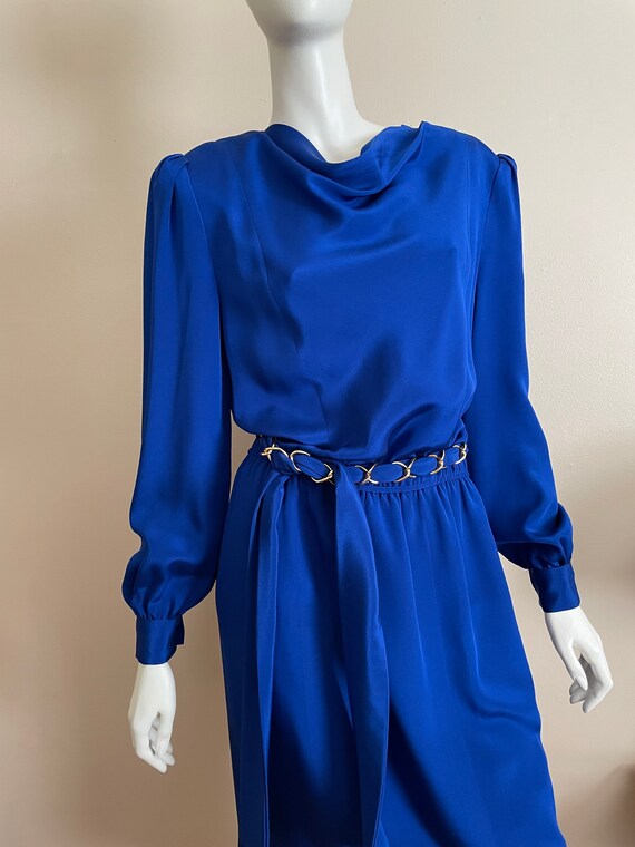 Vintage 1980’s heavy silk electric blue midi dres… - image 4