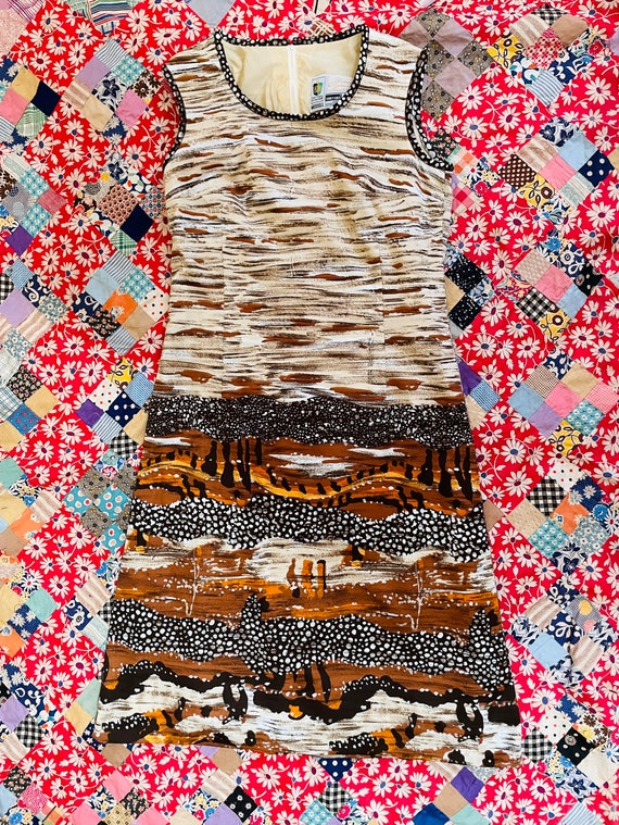 Vintage 1970’s desert scape midi dress. Earth ton… - image 8