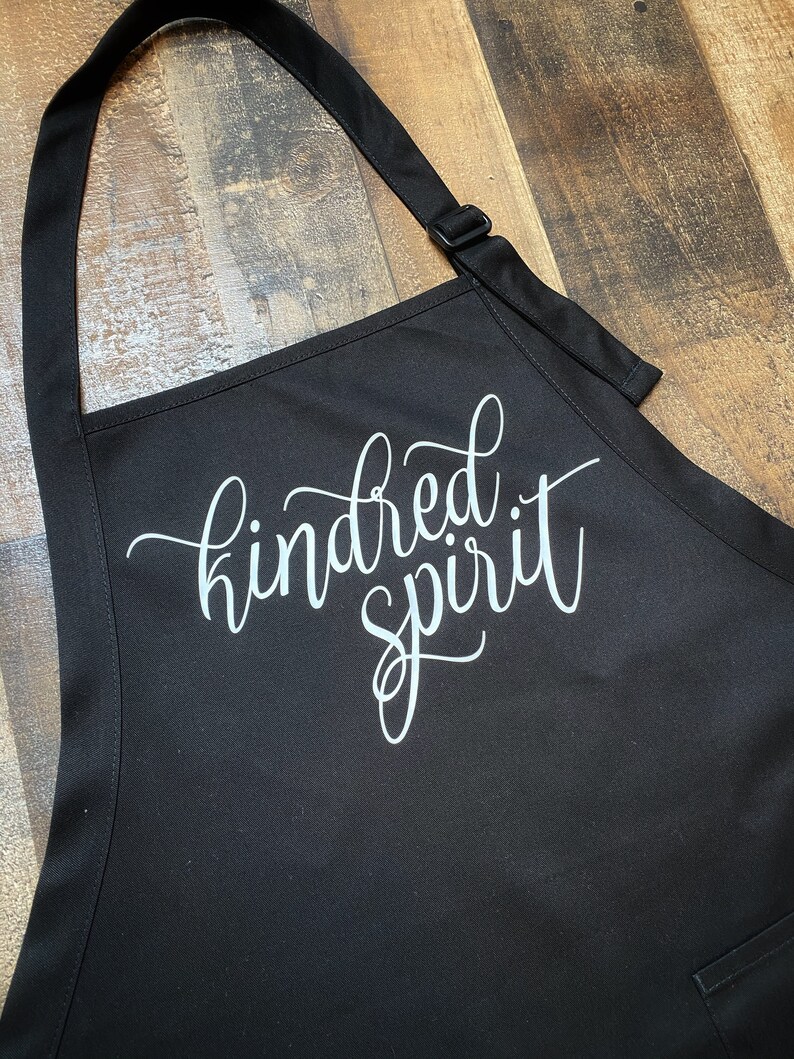 Kindred Spirit Kitchen Apron Anne of Green Gables Anne with an E image 6