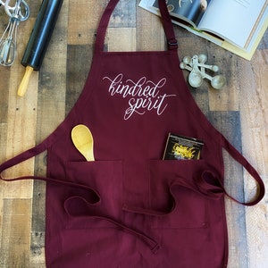 Kindred Spirit Kitchen Apron Anne of Green Gables Anne with an E image 4