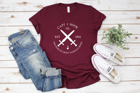 Captain J Hook Adult Crew Neck T-shirt / Peter Pan -  Canada