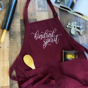 Kindred Spirit Kitchen Apron Anne of Green Gables Anne with an E image 3