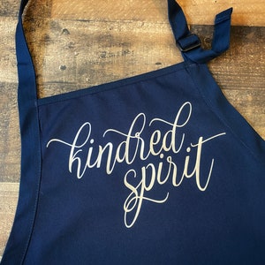 Kindred Spirit Kitchen Apron Anne of Green Gables Anne with an E image 7