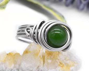 Handgemachter Jade keltischer Ring, Sterlingsilber, Good Luck Crystal Talisman