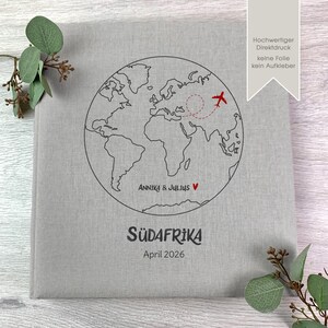 Fotoalbum personalisiert, Urlaubsalbum, Reisefotoalbum, Weltkarte, Urlaubserinnerungen, Geschenk, Leineneinband, Grau