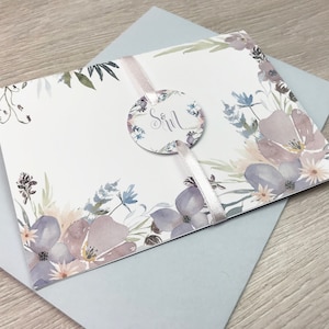 Einladung Hochzeit, Hochzeitseinladung, Blumen, Pastell, Blushpink,  Aquarell, Flieder, Klappkarte, Satinband, DIN A6 - Serie 31