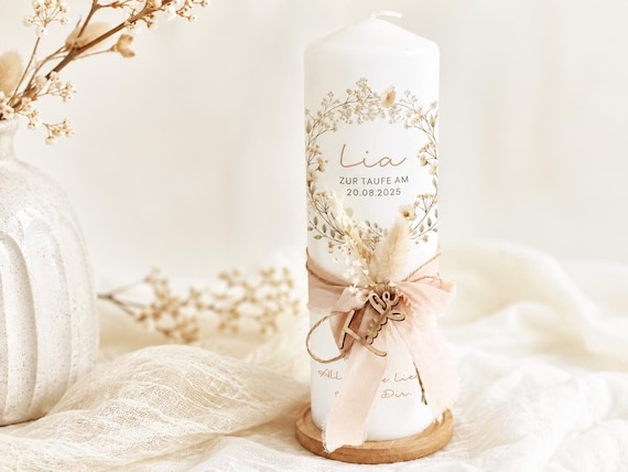 Hochwertige Taufkerze Lia, personalisiert, Blumenkranz, modern, Kerze, Taufe, Schleife, Holz Anhänger, geschenk Taufe