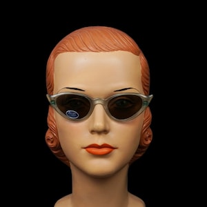 Vintage 1950's Cat Eye Sunglasses - Green - Sharp Points - Atomic - Rare - Brown Lenses - Rockabilly - Bad Girl - Deadstock