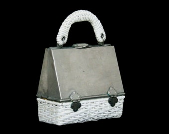 Vintage 1950s Metal & Wicker Box Purse - White - Top Handle - Hinge Frame - Woven - Basket Hand Bag