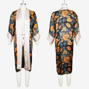 Vintage 1920s Dressing Gown - Roses Flowers - Floral Rayon - Black - Robe - Old Hollywood Loungewear - Small Medium