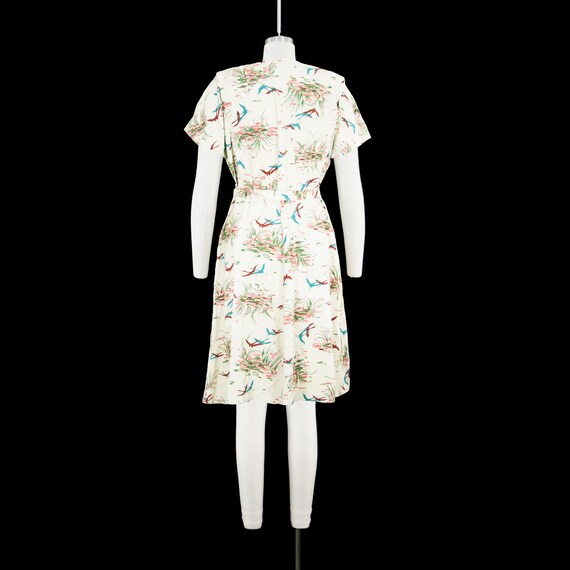 Vintage 1940s Birds & Cranes Novelty Print Dress … - image 2