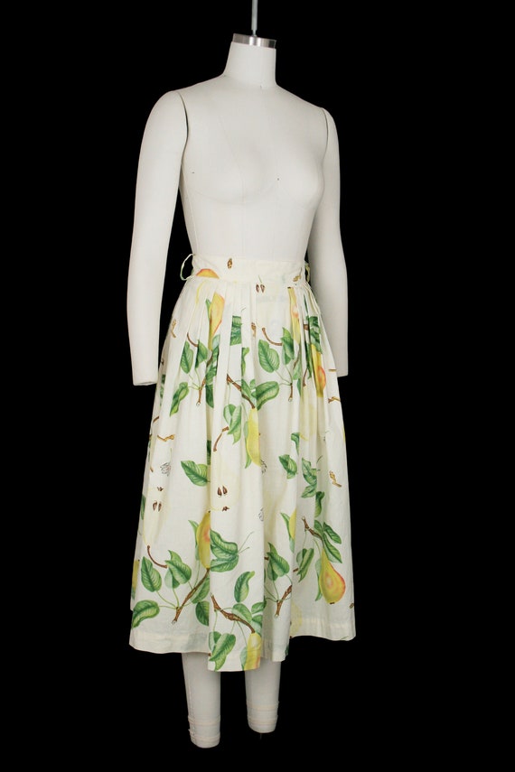 Vintage 1950s Pear Print Skirt - Fruit Novelty Pa… - image 3