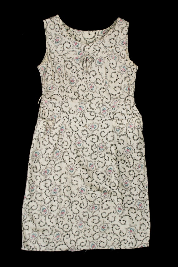 Vintage 1940s Cut Out Lace Day Dress - Sleeveless… - image 9