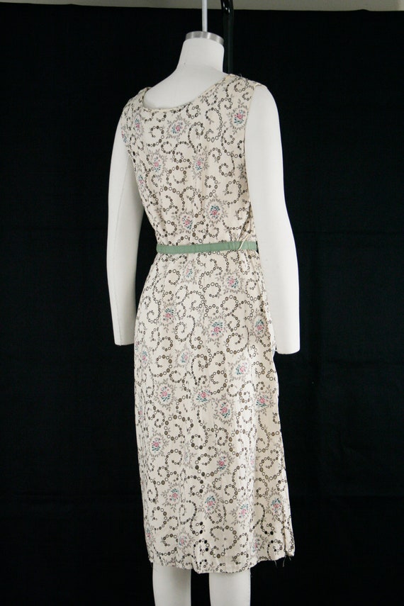 Vintage 1940s Cut Out Lace Day Dress - Sleeveless… - image 5