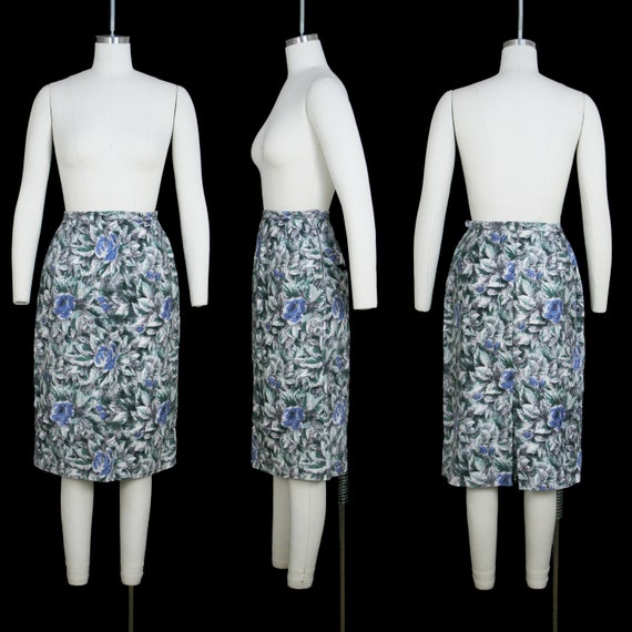 Vintage 1950s Blue Rose Print Suit - V Neck - Jac… - image 6