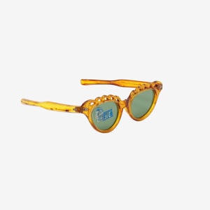 Vintage 1950&#39;s Cat Eye Sunglasses - Brown Tortoise Shell - Tortoiseshell - Cut Outs - Green Lenses - Made in U.S.A - Deadstock