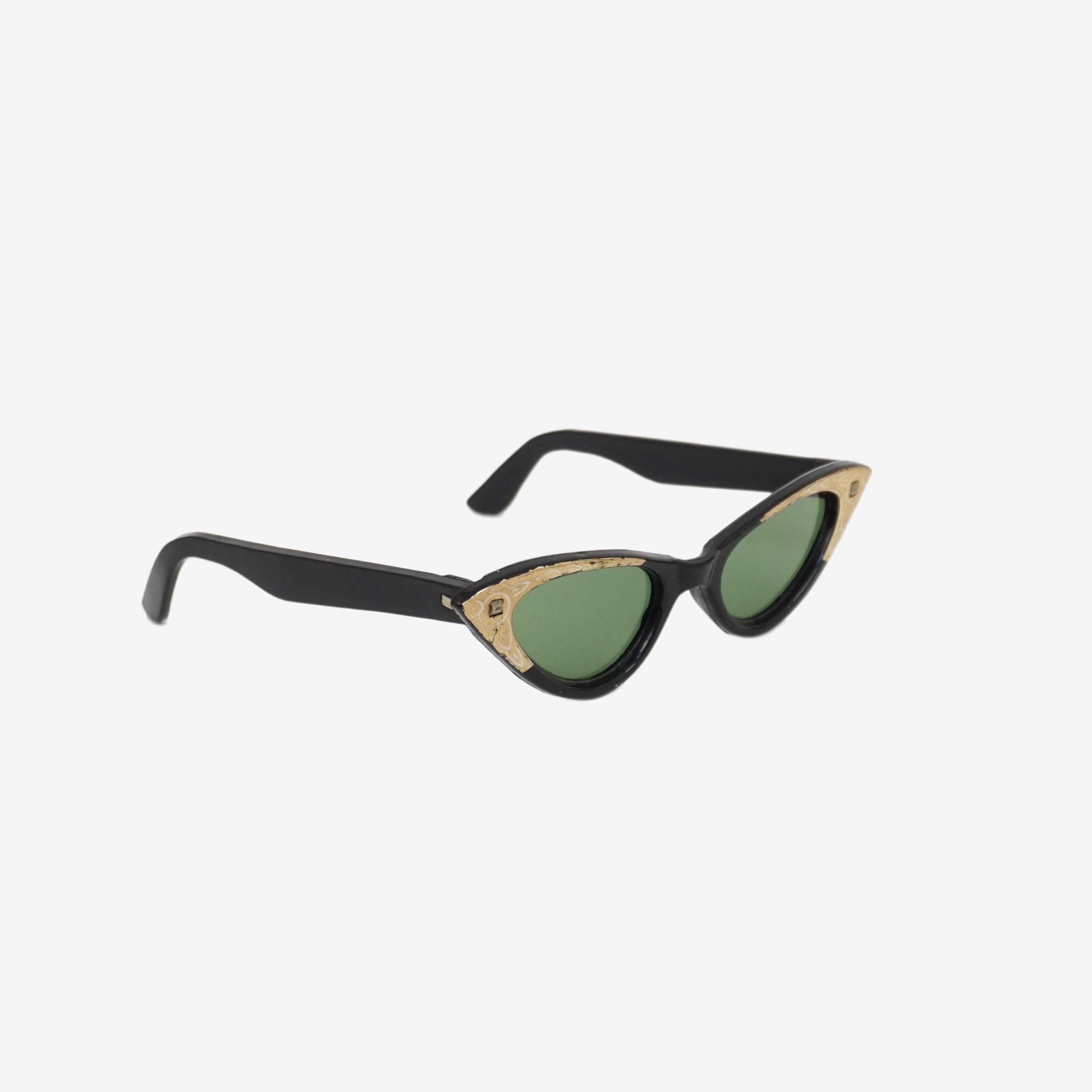 Black Vintage Cat Eye sunglasses Shop Vintage ADMIRE Black Sunglasses | Giant Vintage Eyewear main image 2
