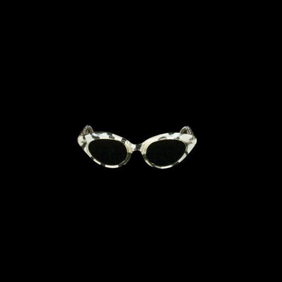 Vintage 1950's Cat Eye Sunglasses - Willson - Tra… - image 5