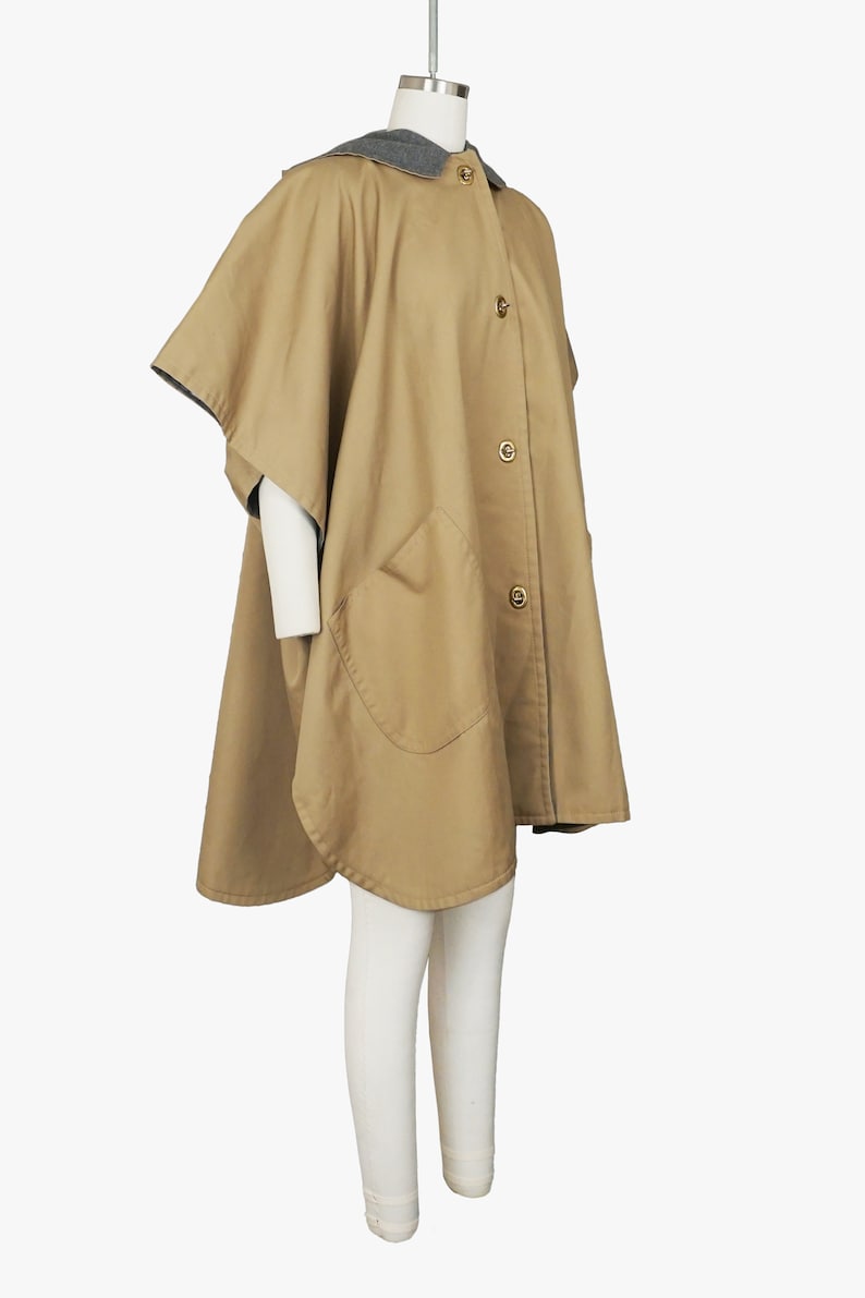 Vintage 1960s Bonnie Cashin Cape Pointed Hood Camel Wool Avant Garde High Fashion Statement Poncho Brass Small Medium Large image 3