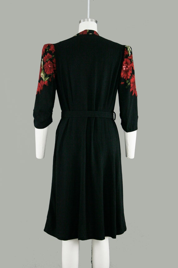 Vintage 1930s Appliqué Dress - Red Rose - Black C… - image 6