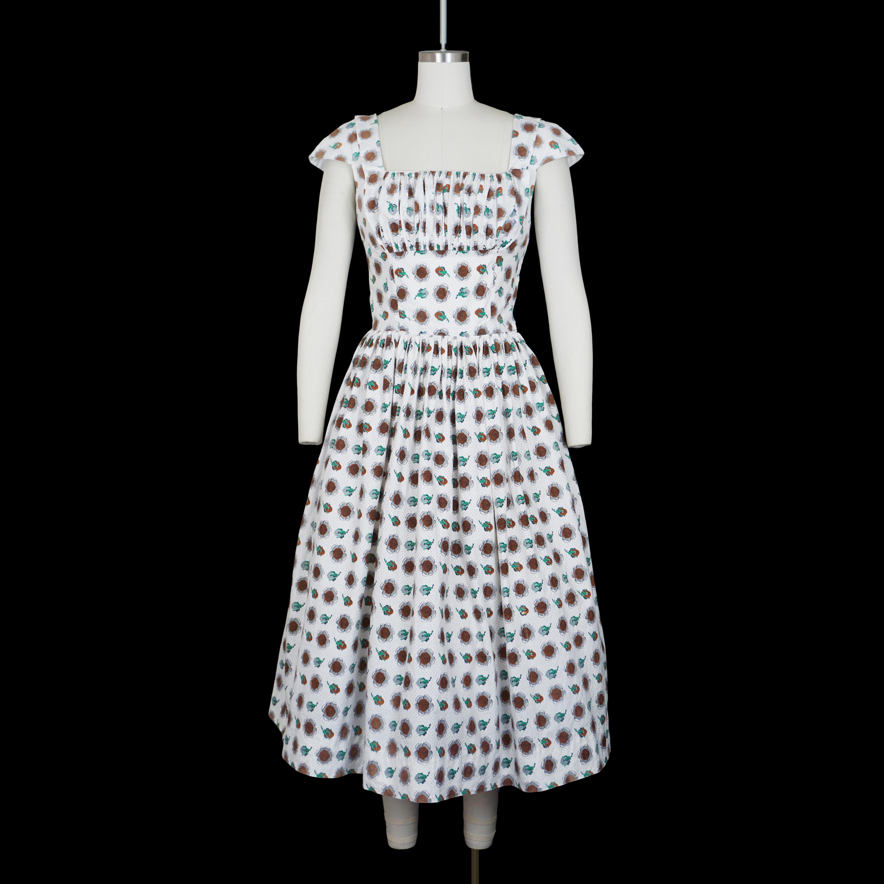 Vintage 1950s Carolyn Schnurer Dress - Cotton Floral Print - Pleated Bodice - Square Neck - Cap Sleeve - Elizabeth Taylor - Small XS