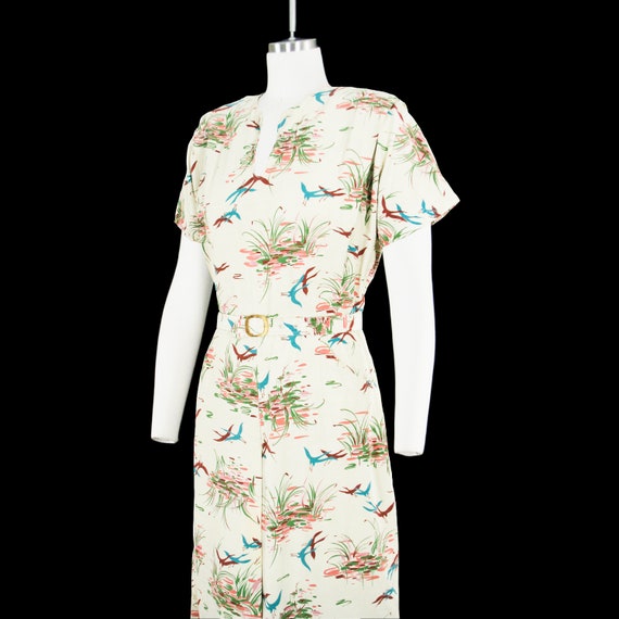 Vintage 1940s Birds & Cranes Novelty Print Dress … - image 5