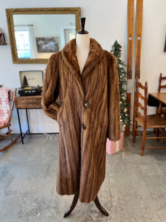 M Vintage Mink Fur Mid-length Chronicles of Narnia Wardrobe 