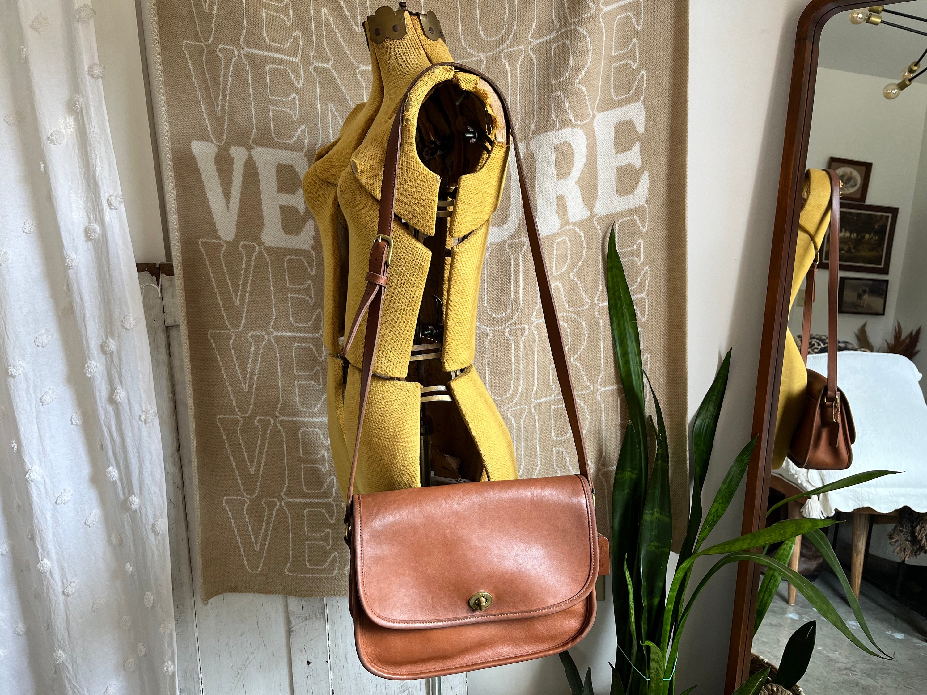 Vintage 1996 Coach 9790 City Bag in British Tan With Brass Hardware Turn lock Etsy